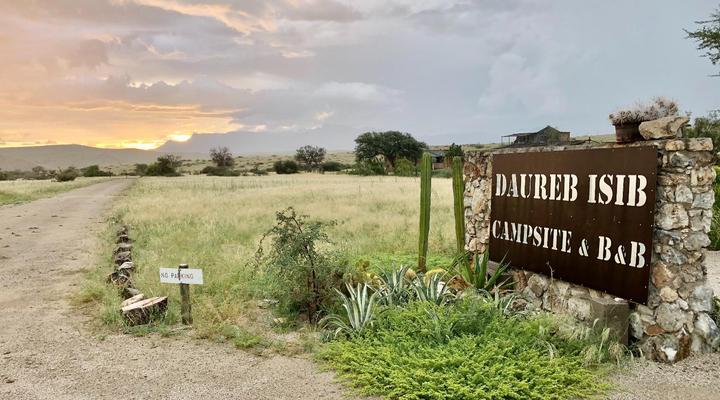 Daureb Isib Campsite and B&B