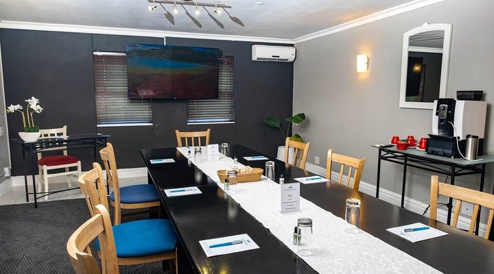 Bantry Bay Suite Hotel