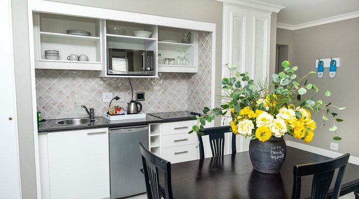 Bantry Bay Suite Hotel