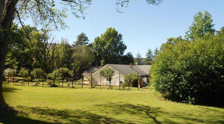 Dragon's Lair Guest Lodge