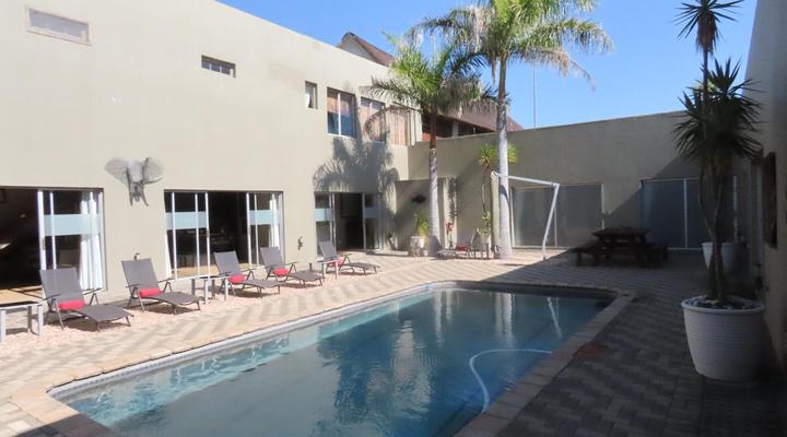 Sunset Lodge & Safaris