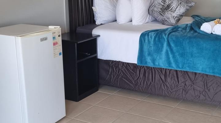 Stay@Home Airport Lodge