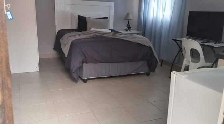 Stay@Home Airport Lodge