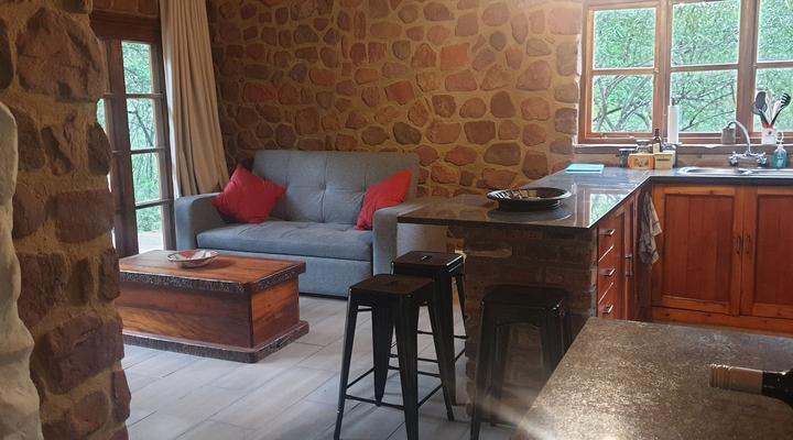 Stone Cottage on Exclusive Bush Farm