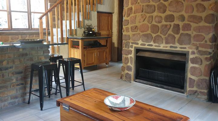 Stone Cottage on Exclusive Bush Farm