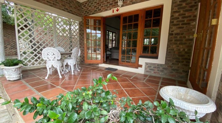 Arcadia Guesthouse & Restaurant