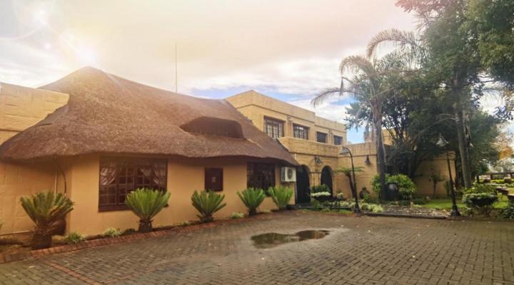 Camelot Boutique Hotel