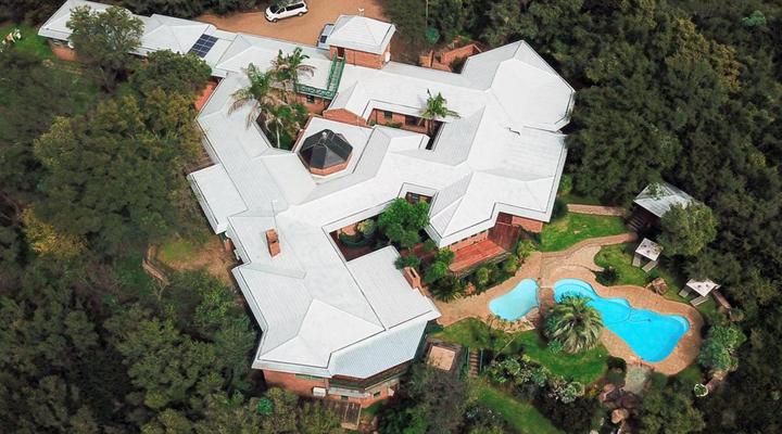 Cussonia Country Home