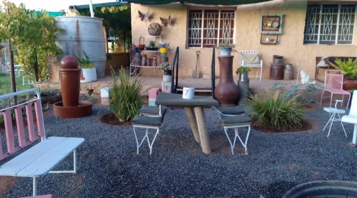 Thys'e Kombuis & Guest House