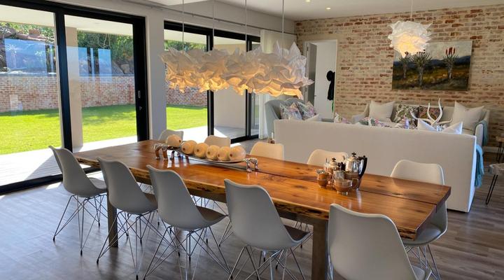 ZACHtours.ch Guest House