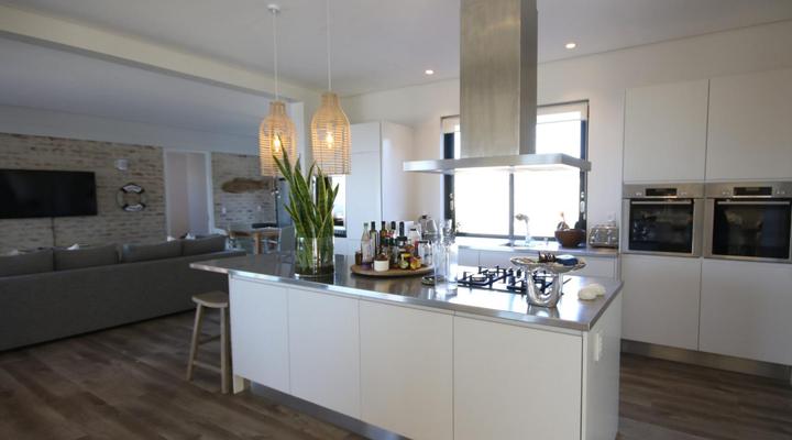 ZACHtours.ch Guest House