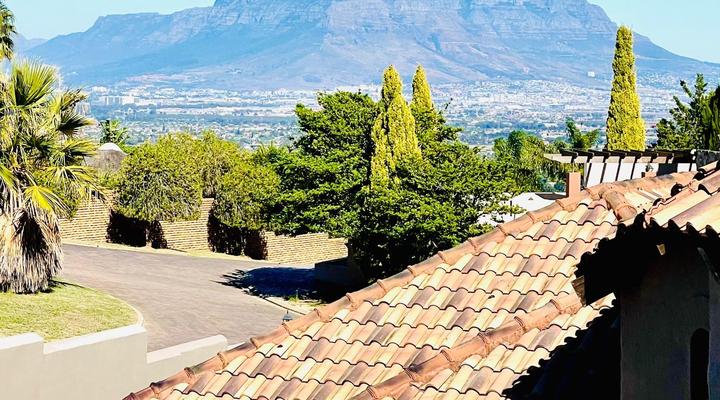 C and C Hotel Vibes CPT Plattekloof