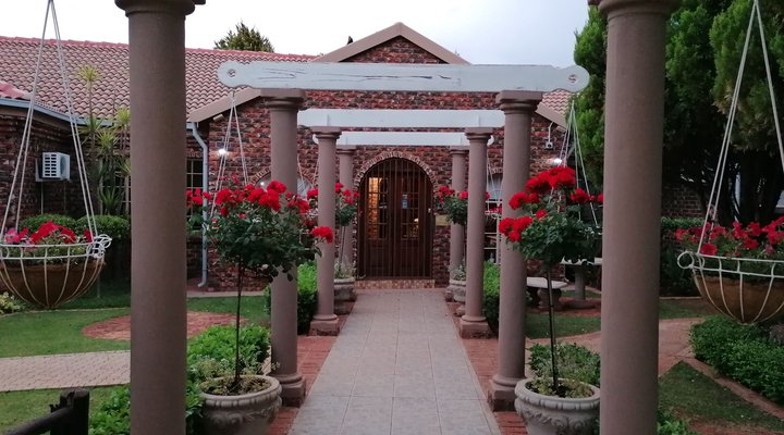 Ficassio Guest House and Events Venue