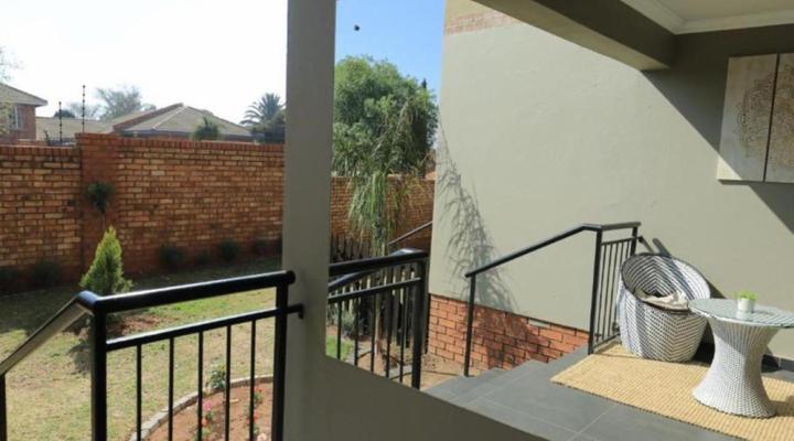 Ledumo Lodge Guesthouse