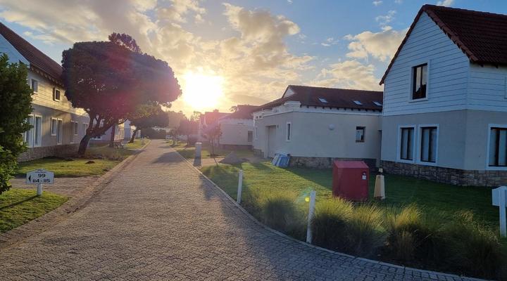 The Dunes Resort Unit 3, Keurboomstrand