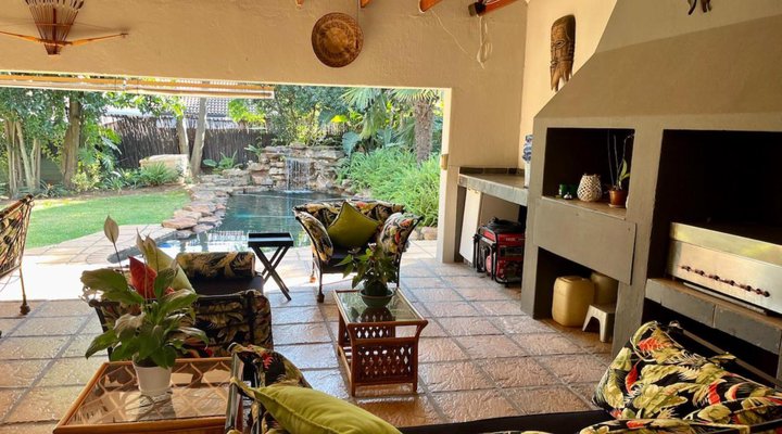  Lenox Lodge Guesthouse