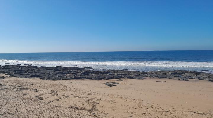 Beach Studio - walk to the beach