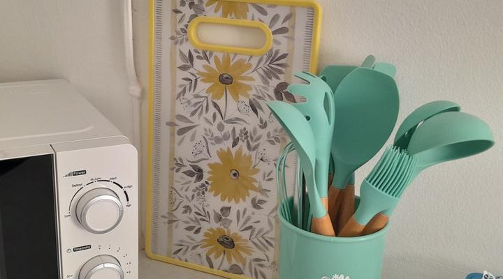 Beach Studio - walk to the beach