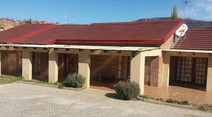 Lapaleholo Guest House