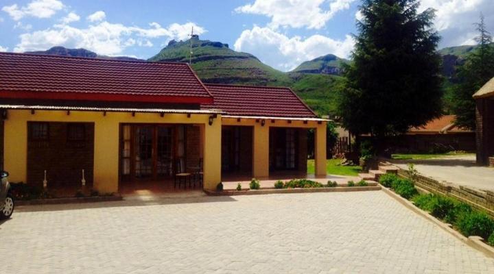 Lapaleholo Guest House