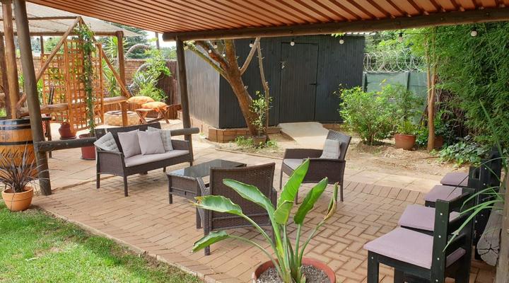 The Lazy Grape Guest Lodge & Spa