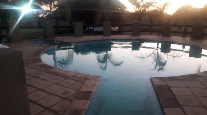 Alamo House Guest Farm 
