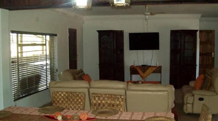 Alamo House Guest Farm 