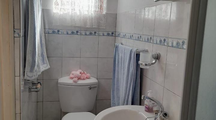 17 4th Avenue Self-catering