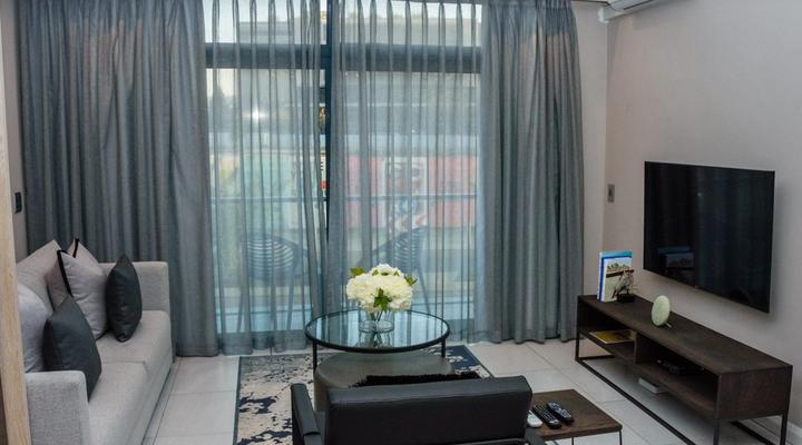 Menlyn Maine Apartments Unit 9