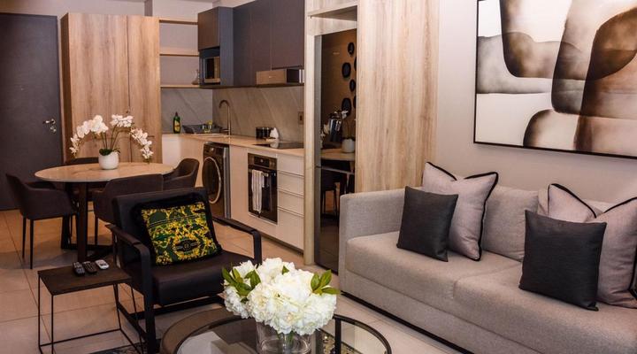 Menlyn Maine Apartments Unit 9