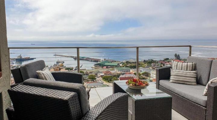 3 Colours Blue Guest House