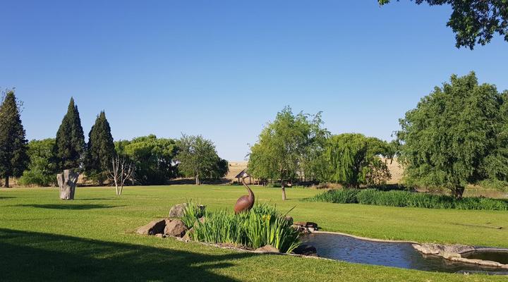 Francolin Creek Guest Lodge