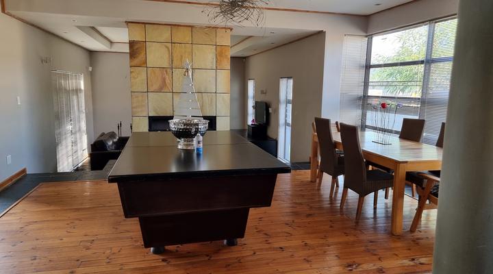 Langebaan Holiday House on Park