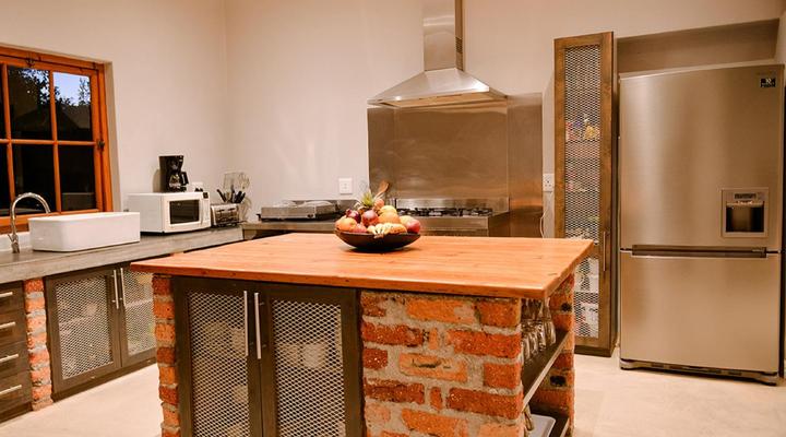 Two Fat Owls Guesthouse