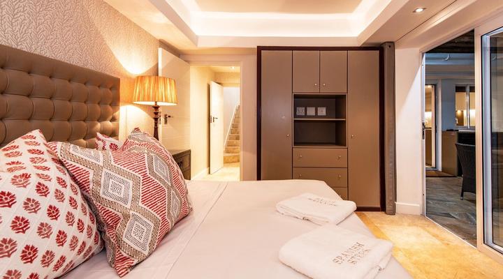 Blouberg Beach Home – Spanish Steps