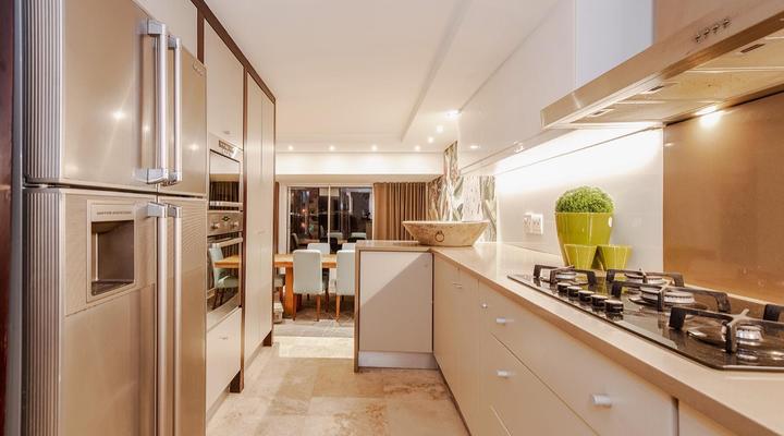 Blouberg Beach Home – Spanish Steps