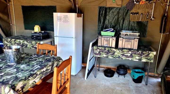 Thorn Tree Bush Camp - Accommodation