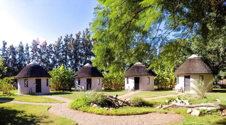 Addo African Home, Restaurant & Safari