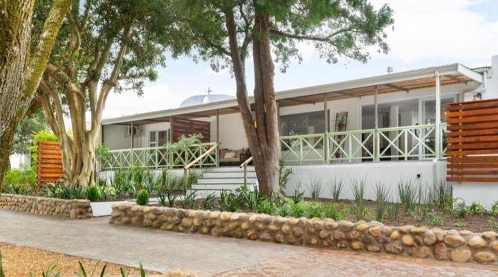 Bains View Olive and Guest Farm