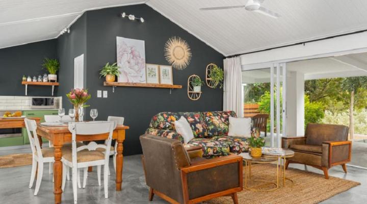 Bains View Olive and Guest Farm