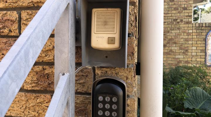 Casa R & R WITH SOLAR