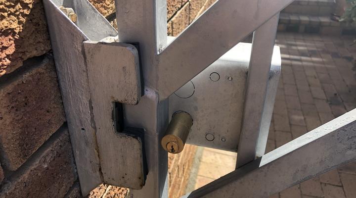 Casa R & R WITH SOLAR