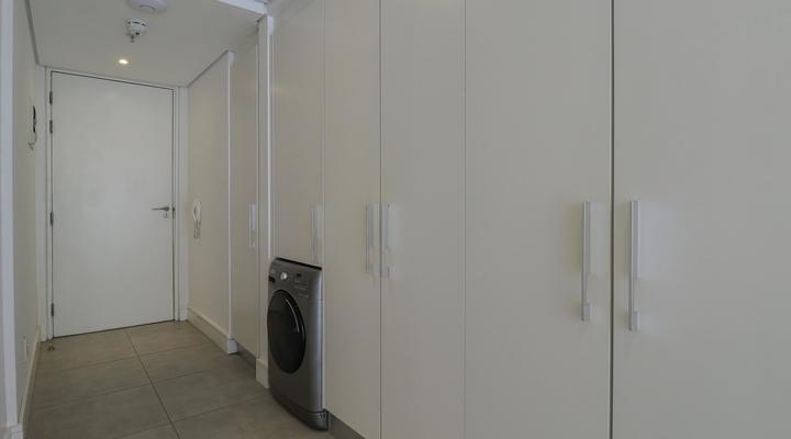 The Capital Mirage 704 by CTHA