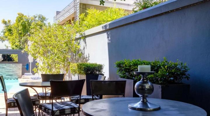 Life & Leisure Boutique Guest House