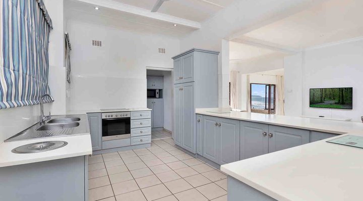 The Beach House, 75 Nkwazi Drive