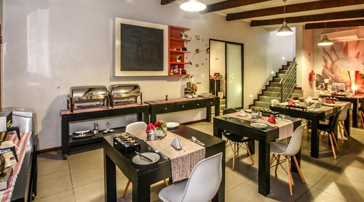 Yalla Yalla Boutique Hotel