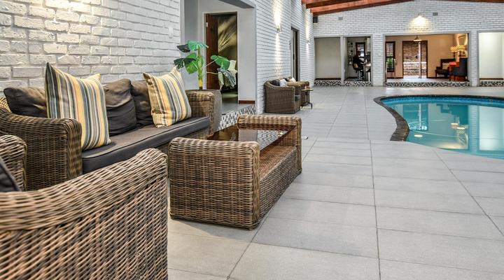 Yalla Yalla Boutique Hotel