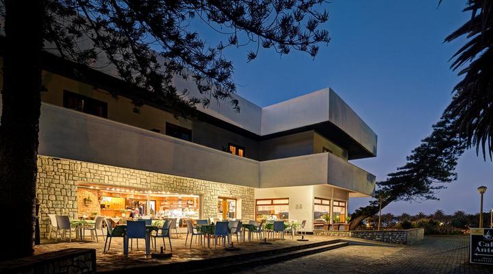 Hotel Schweizerhaus/Cafe Anton