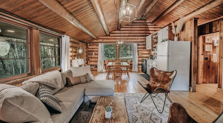 #76 Glacier Springs Cabin