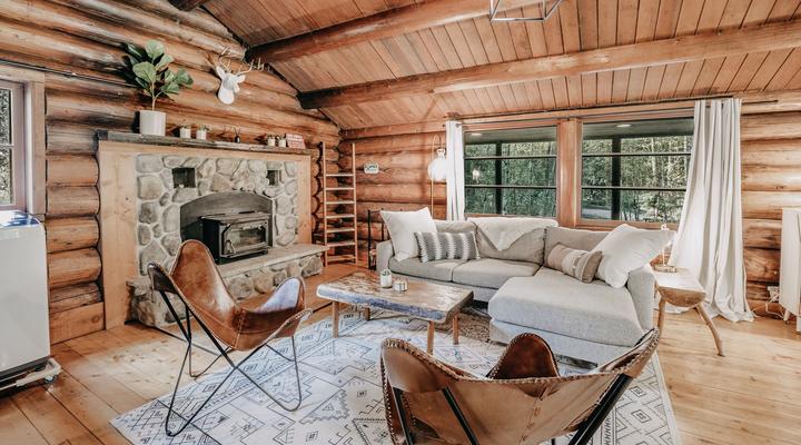 #76 Glacier Springs Cabin